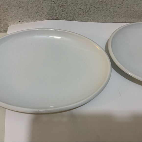 Crate and Barrel Oval Platter 10x7.5 “ Serving Platters – Set of 2 - Picture 11 of 14
